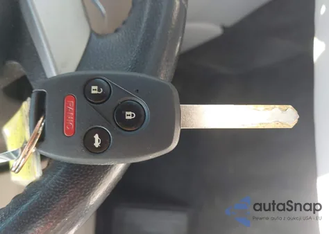 2012 Honda Accord Sdn 2.4 Ex-L/Ex-L z USA, uszkodzony, nr VIN 1HGCP2F82CA138916